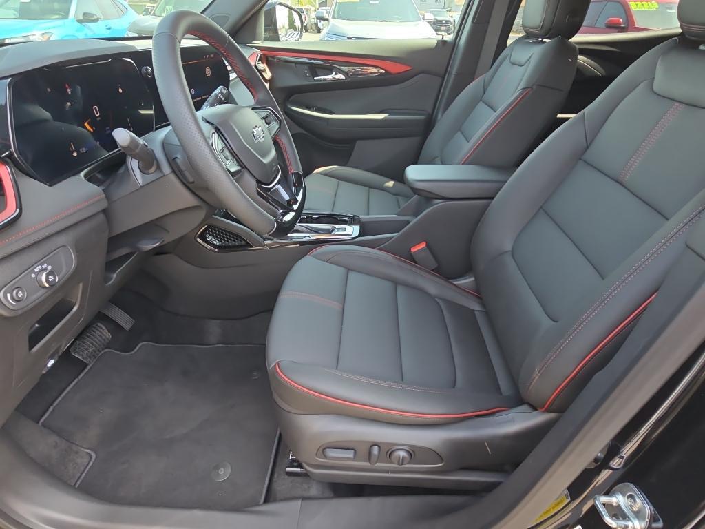 new 2025 Chevrolet TrailBlazer car, priced at $26,895