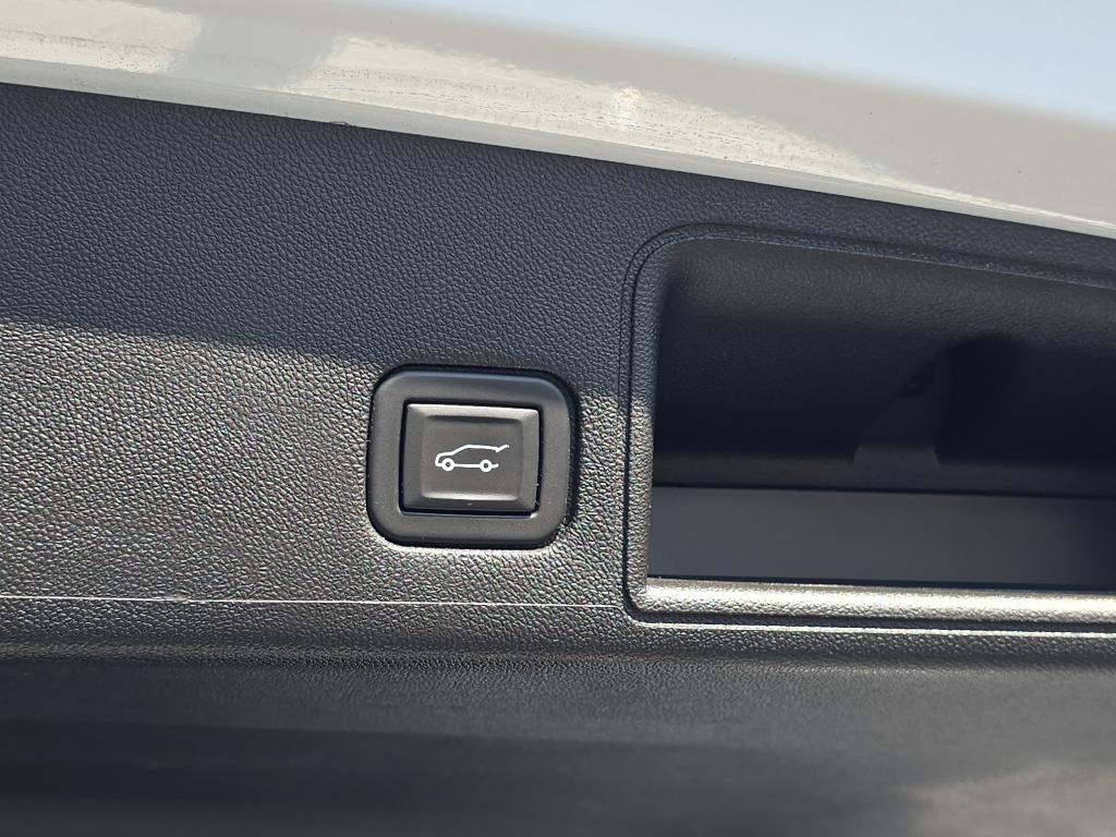 used 2022 GMC Terrain car, priced at $25,487
