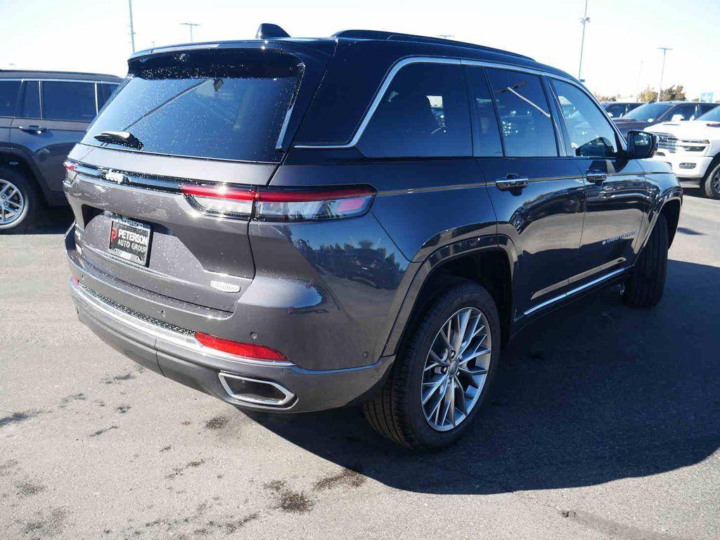 new 2025 Jeep Grand Cherokee car, priced at $60,455