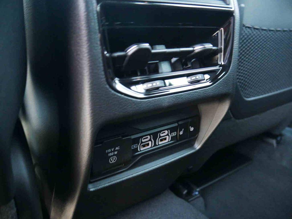 new 2025 Jeep Grand Cherokee car, priced at $40,496