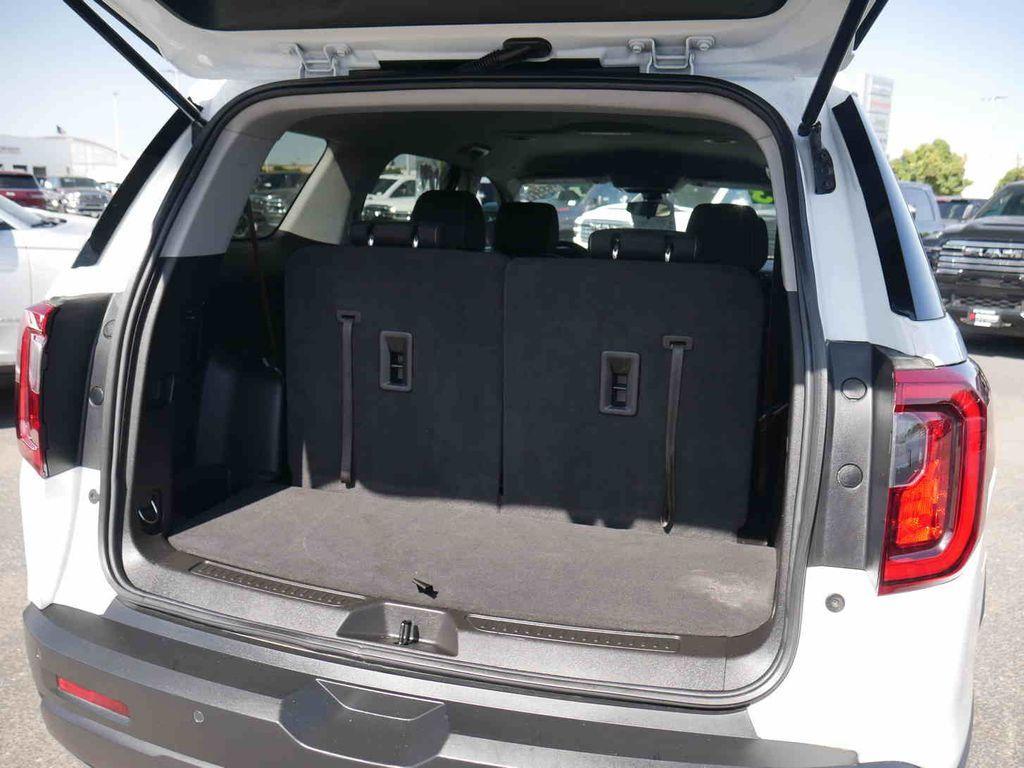 used 2023 GMC Acadia car, priced at $27,998