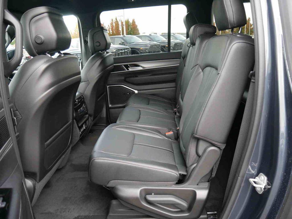 new 2025 Jeep Wagoneer L car, priced at $63,236