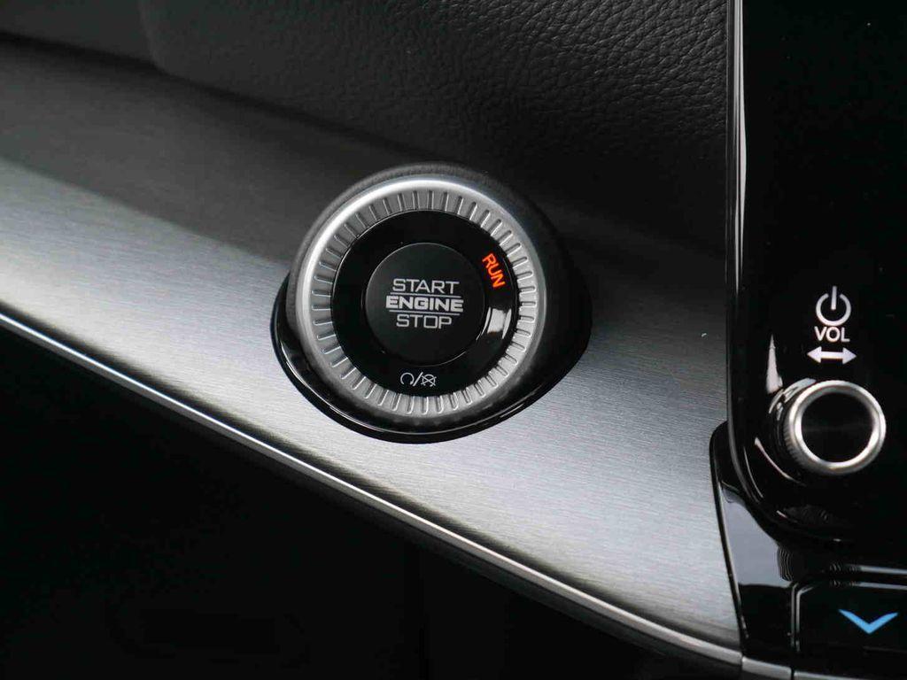 new 2025 Jeep Wagoneer L car, priced at $63,236