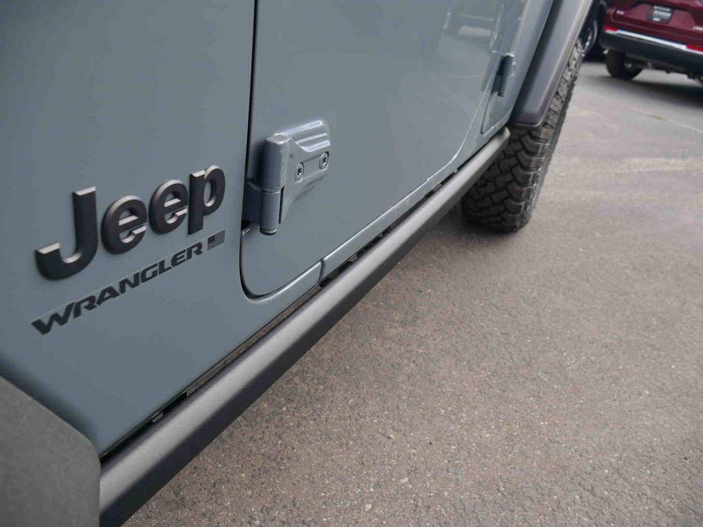 new 2025 Jeep Wrangler car, priced at $44,636