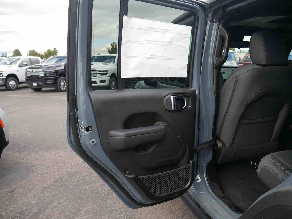 new 2025 Jeep Wrangler car, priced at $44,636