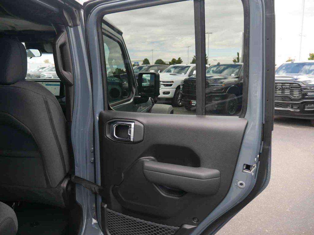 new 2025 Jeep Wrangler car, priced at $44,636