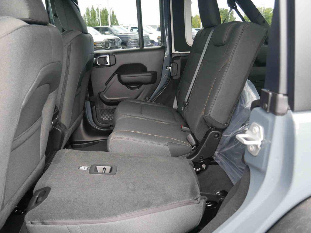 new 2025 Jeep Wrangler car, priced at $44,636