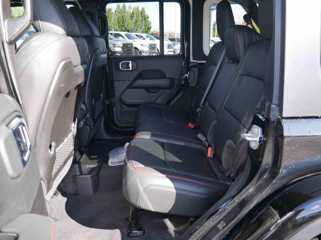 new 2025 Jeep Wrangler car, priced at $57,682