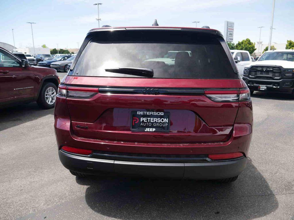 new 2025 Jeep Grand Cherokee car, priced at $38,271