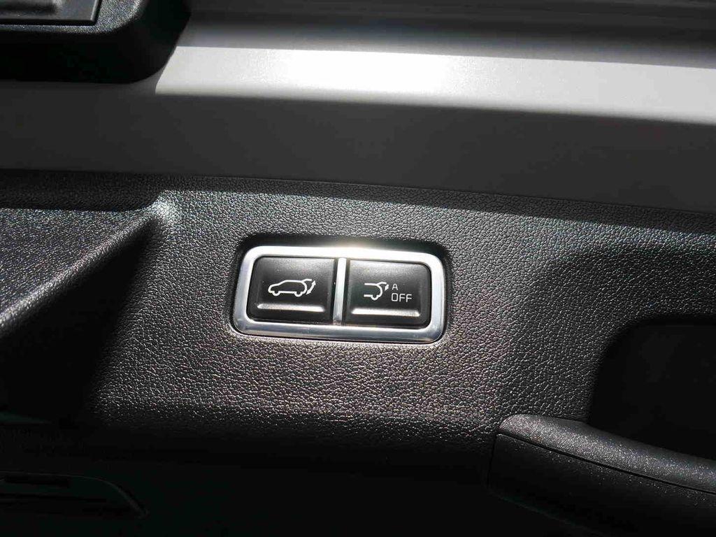 used 2024 Kia Sorento car, priced at $37,799