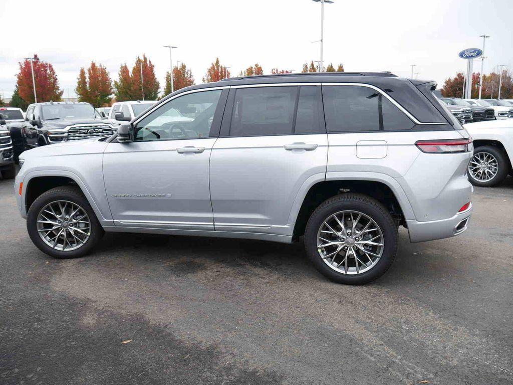 new 2025 Jeep Grand Cherokee car, priced at $60,455