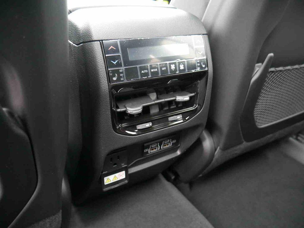 new 2025 Jeep Grand Cherokee car, priced at $60,455