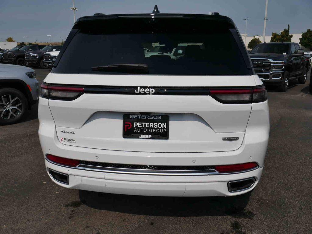 new 2025 Jeep Grand Cherokee car, priced at $59,675