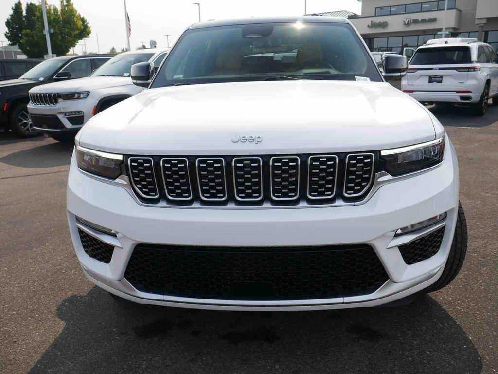 new 2025 Jeep Grand Cherokee car, priced at $59,675