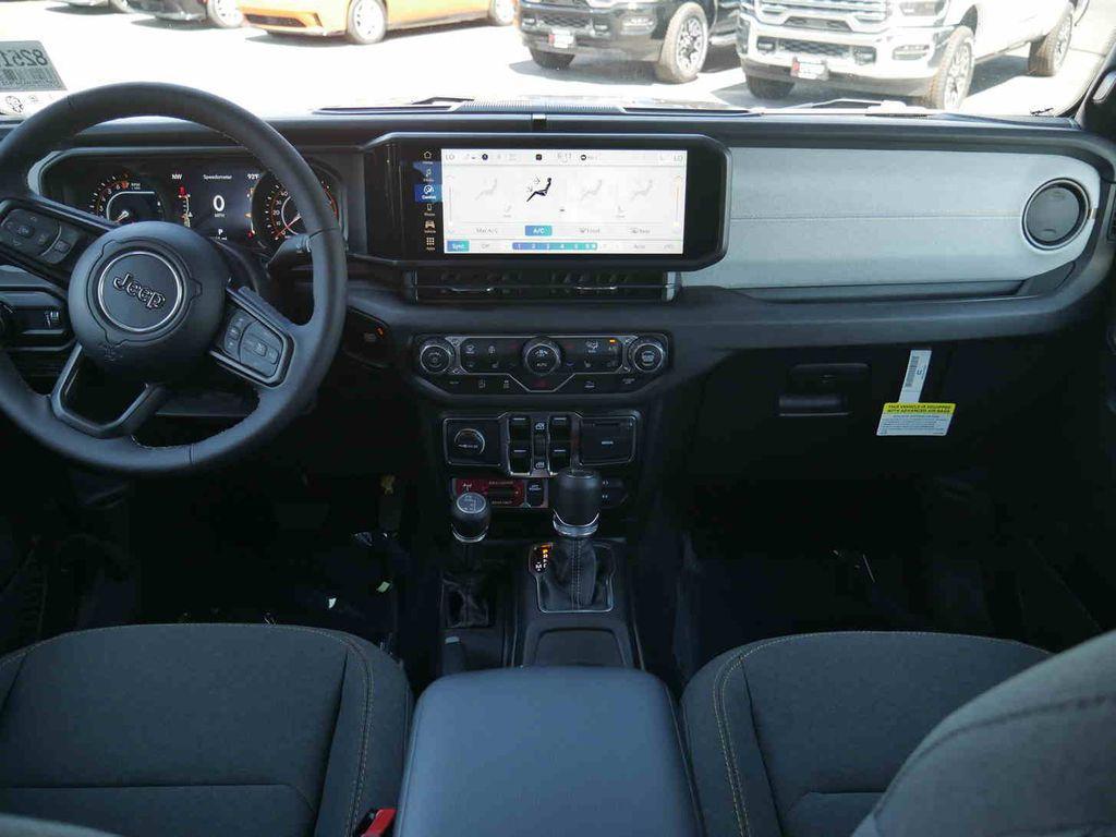 new 2025 Jeep Gladiator car, priced at $40,172