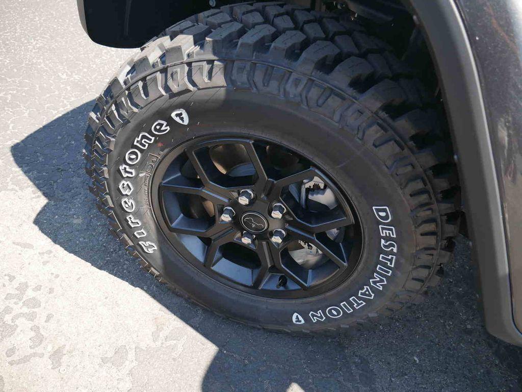 new 2025 Jeep Gladiator car, priced at $40,172