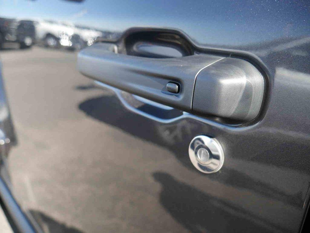 new 2025 Jeep Gladiator car, priced at $52,252