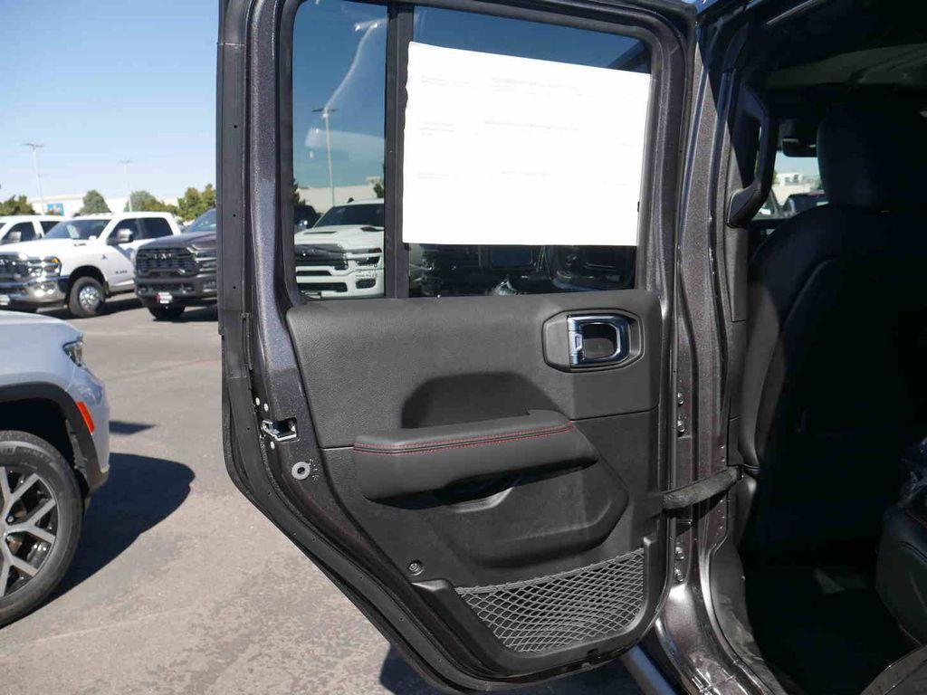 new 2025 Jeep Gladiator car, priced at $52,252
