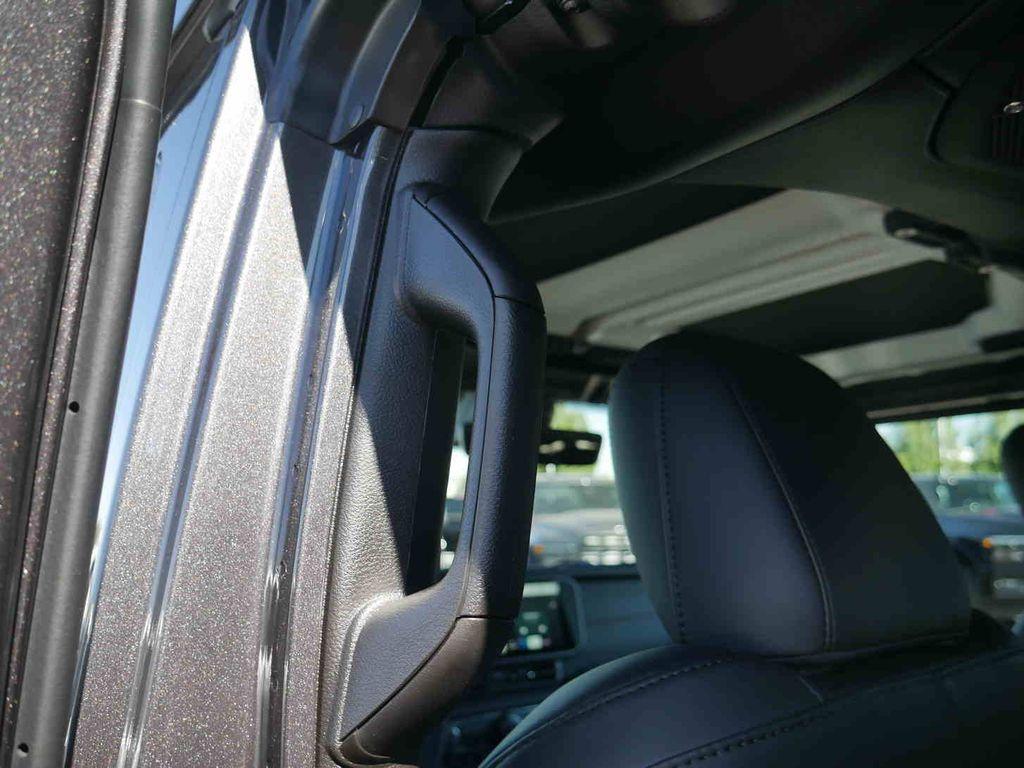 new 2025 Jeep Gladiator car, priced at $52,252