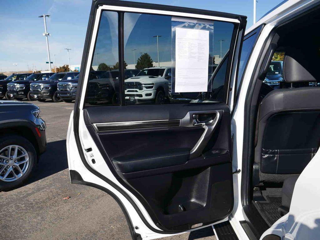 used 2023 Lexus GX 460 car, priced at $54,998