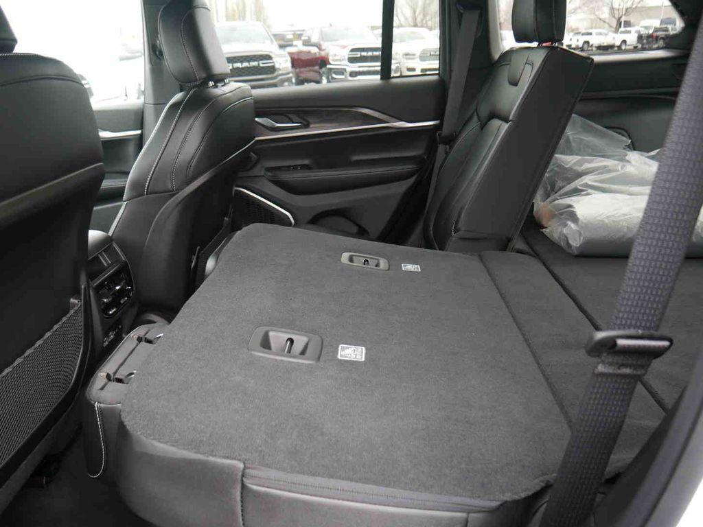 new 2025 Jeep Grand Cherokee 4xe car, priced at $54,188