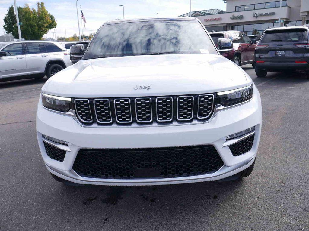 new 2025 Jeep Grand Cherokee car, priced at $59,902