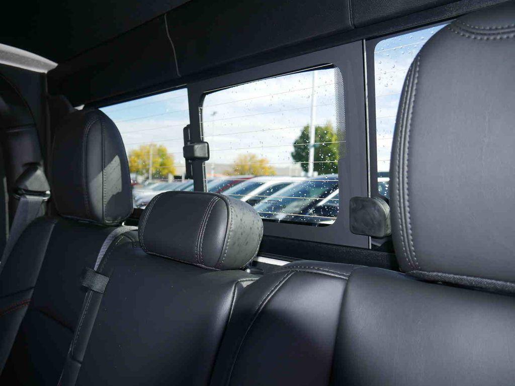 new 2025 Jeep Gladiator car, priced at $52,252