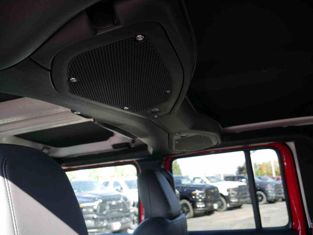 new 2025 Jeep Gladiator car, priced at $52,252