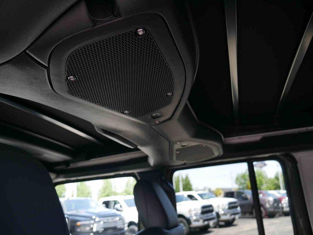 new 2025 Jeep Wrangler car, priced at $98,998