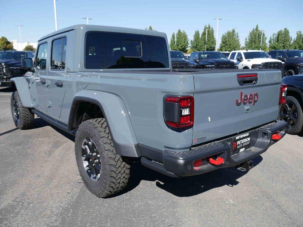 new 2025 Jeep Gladiator car, priced at $52,252