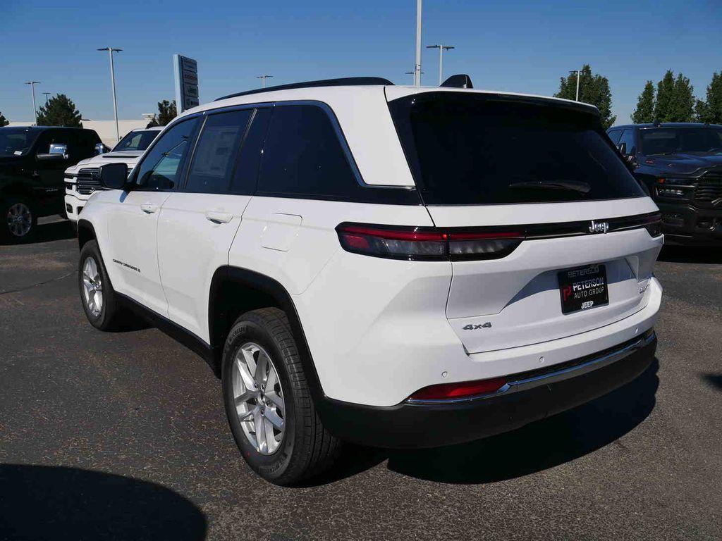 new 2025 Jeep Grand Cherokee car, priced at $38,200