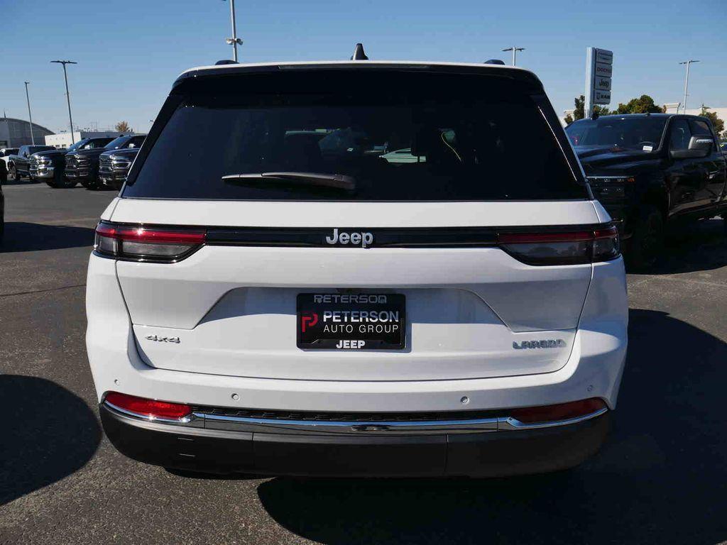 new 2025 Jeep Grand Cherokee car, priced at $38,200