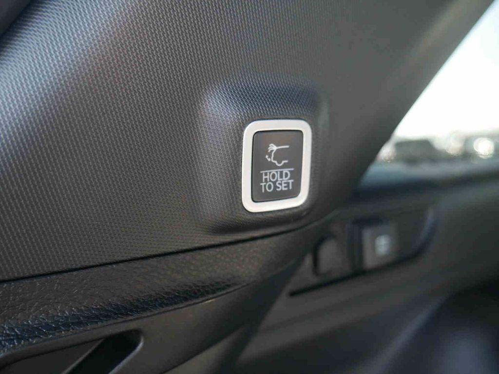 new 2025 Jeep Grand Cherokee car, priced at $42,664