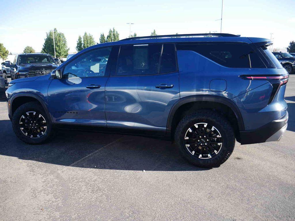used 2024 Chevrolet Traverse car, priced at $50,998