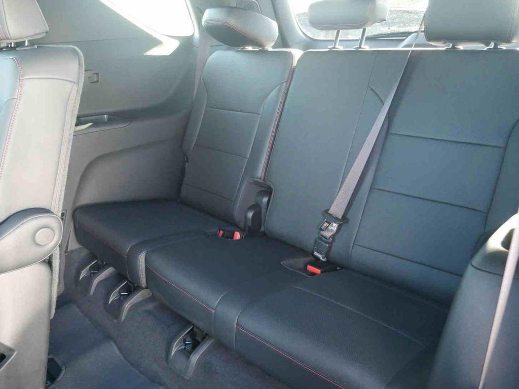 used 2024 Chevrolet Traverse car, priced at $50,998