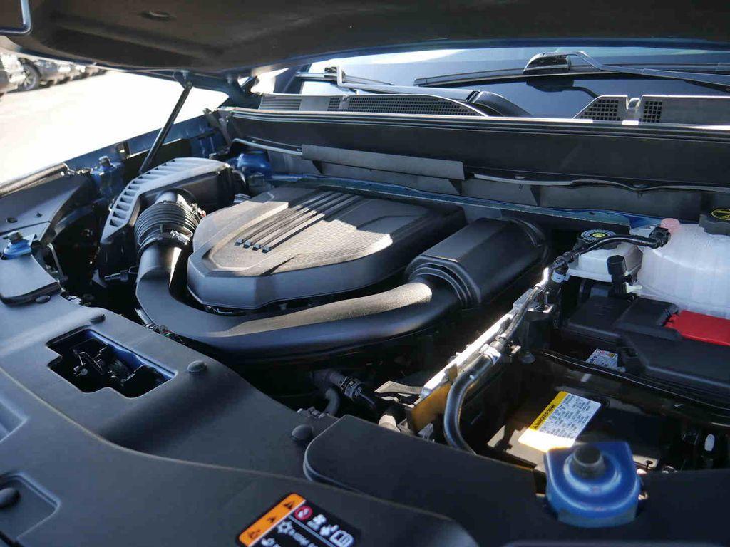 used 2024 Chevrolet Traverse car, priced at $50,998