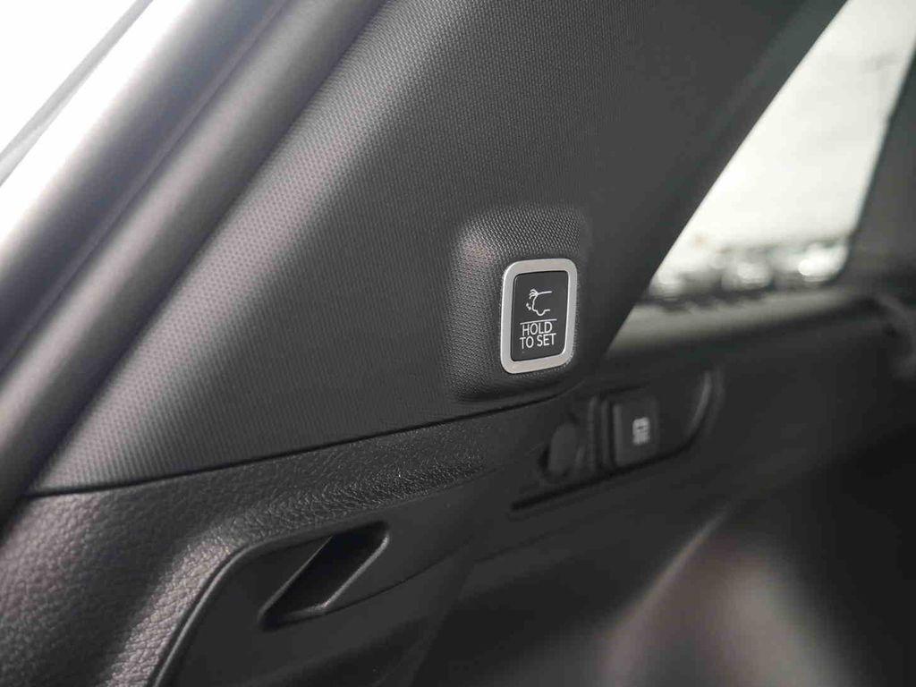 new 2025 Jeep Grand Cherokee car, priced at $41,920