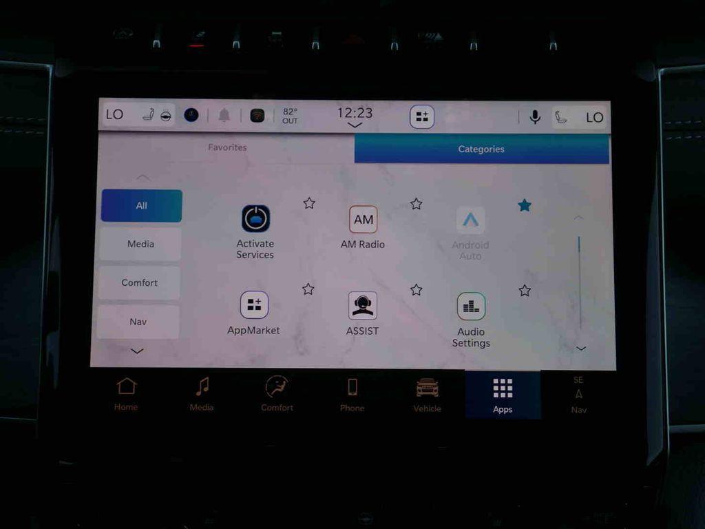 new 2025 Jeep Grand Cherokee car, priced at $40,496