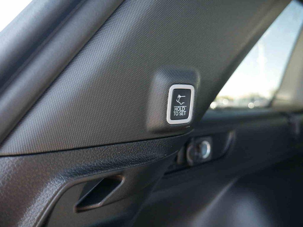 new 2025 Jeep Grand Cherokee car, priced at $40,496