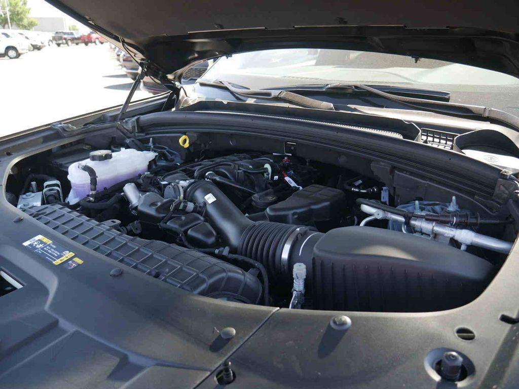 new 2025 Jeep Grand Cherokee car, priced at $40,496