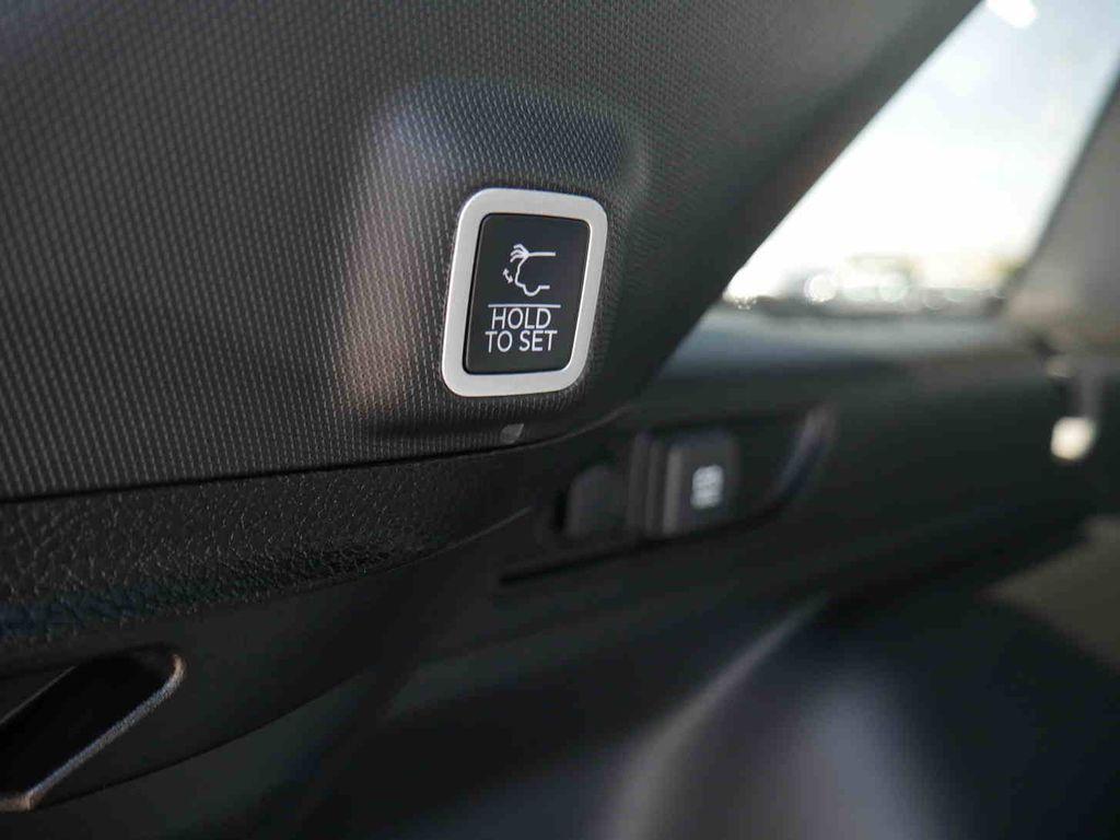 new 2025 Jeep Grand Cherokee car, priced at $39,637