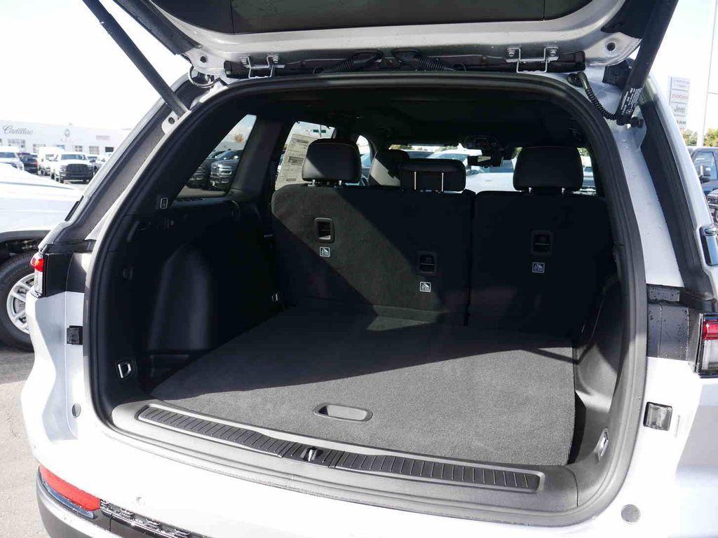 new 2025 Jeep Grand Cherokee car, priced at $52,090