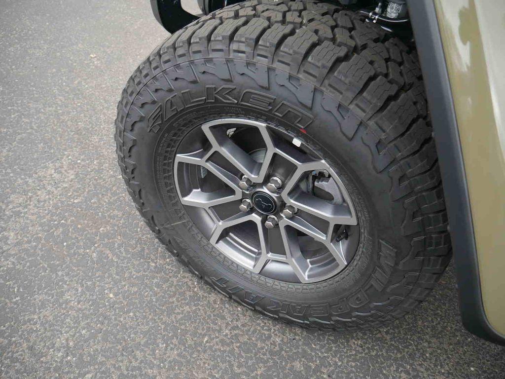 new 2025 Jeep Gladiator car, priced at $51,806