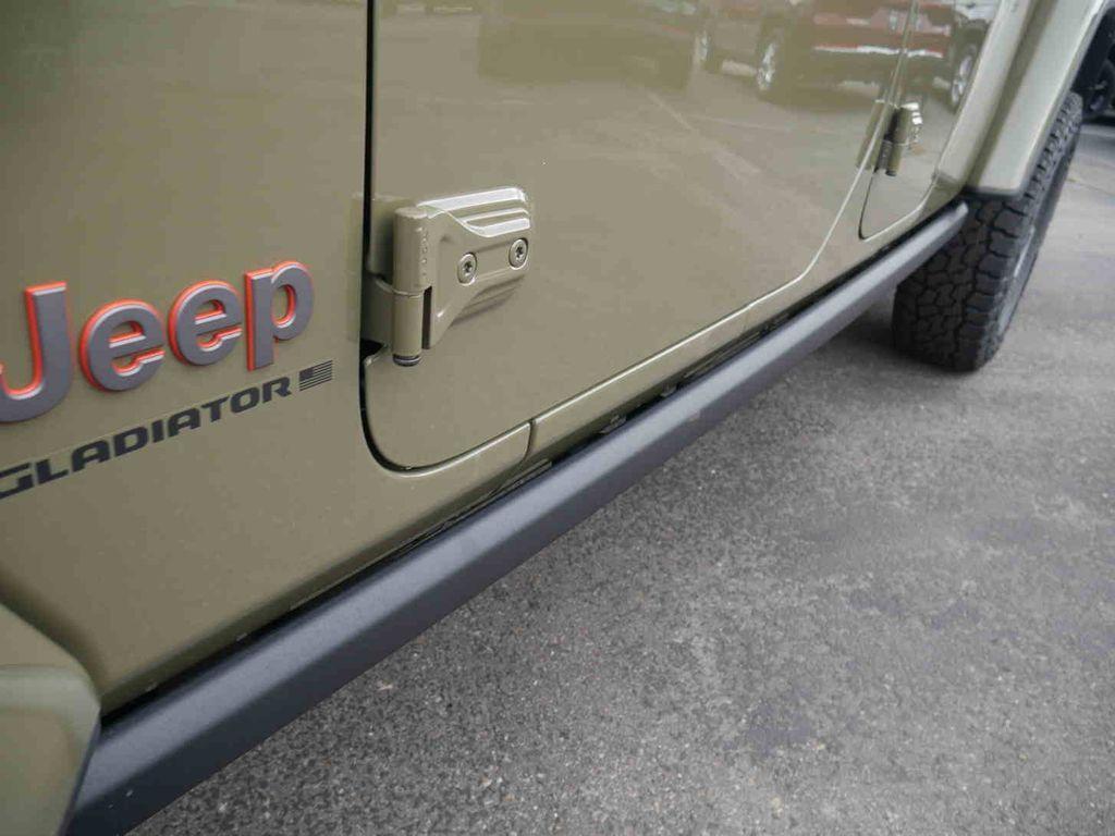 new 2025 Jeep Gladiator car, priced at $51,806