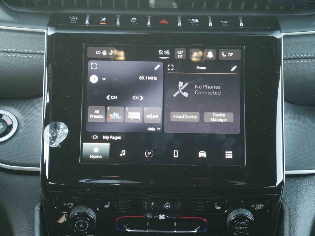 new 2025 Jeep Grand Cherokee car, priced at $42,664