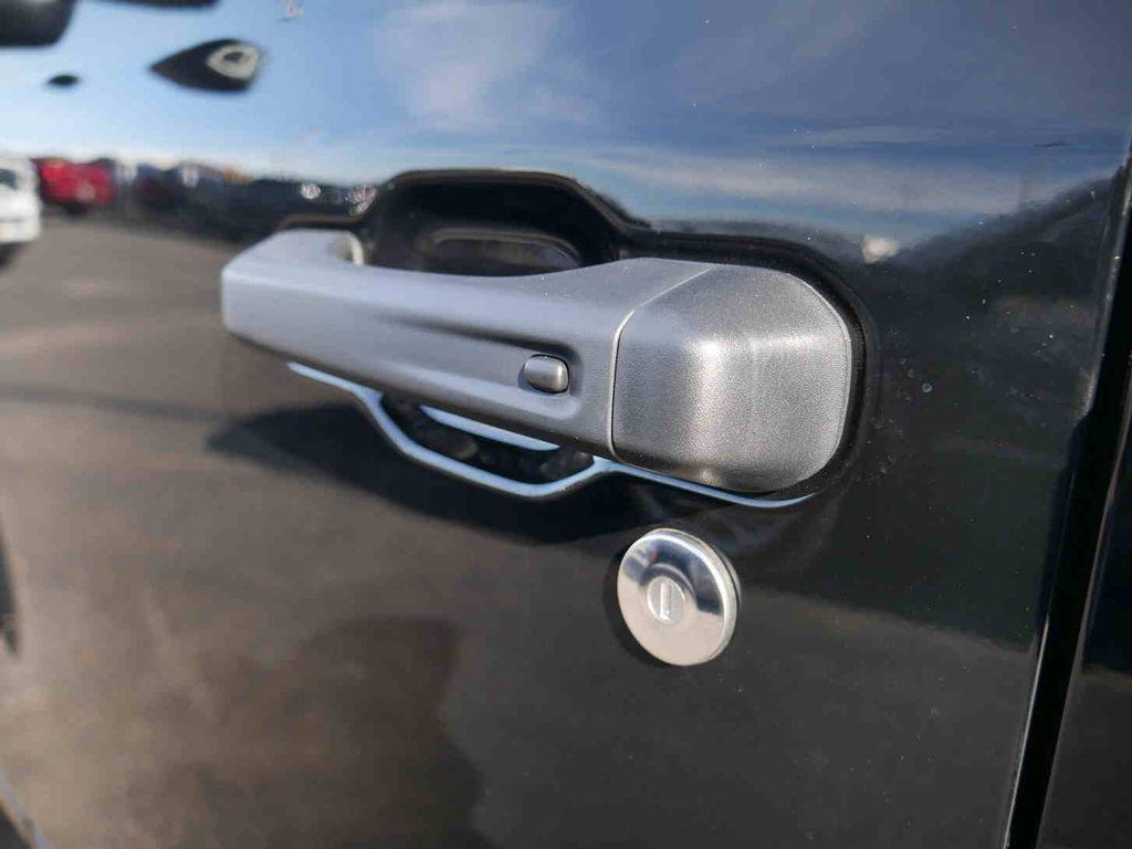 new 2026 Jeep Wrangler car, priced at $48,318