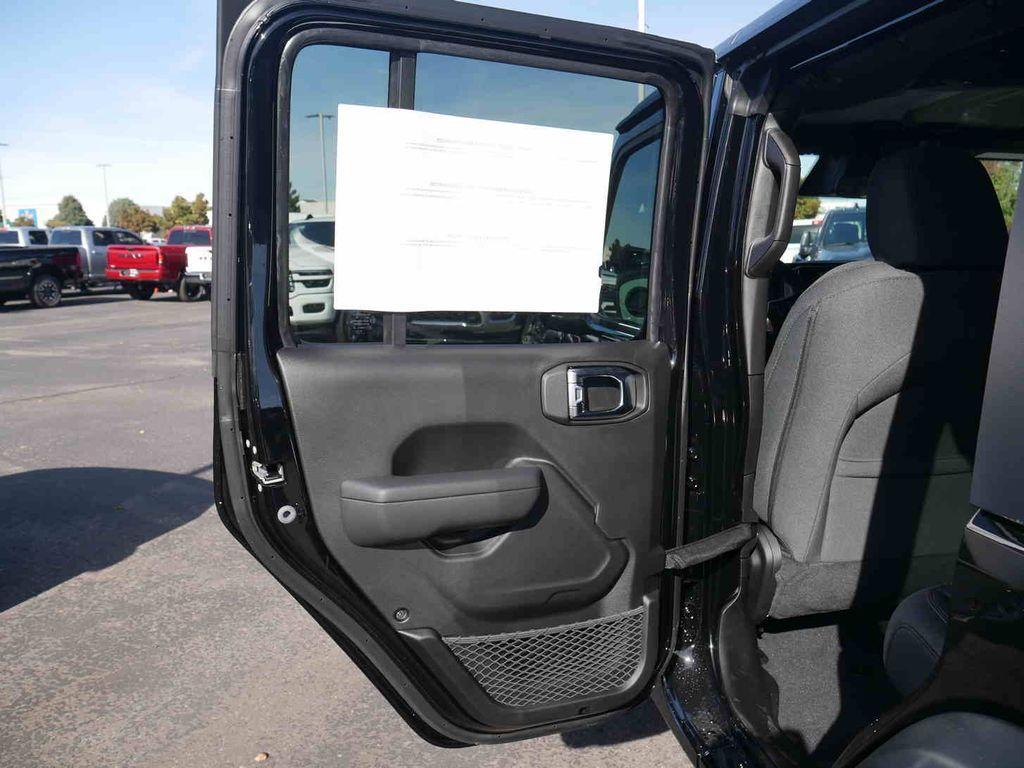 new 2026 Jeep Wrangler car, priced at $48,318