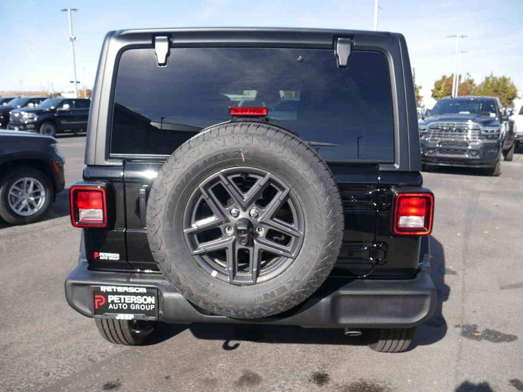new 2026 Jeep Wrangler car, priced at $48,318