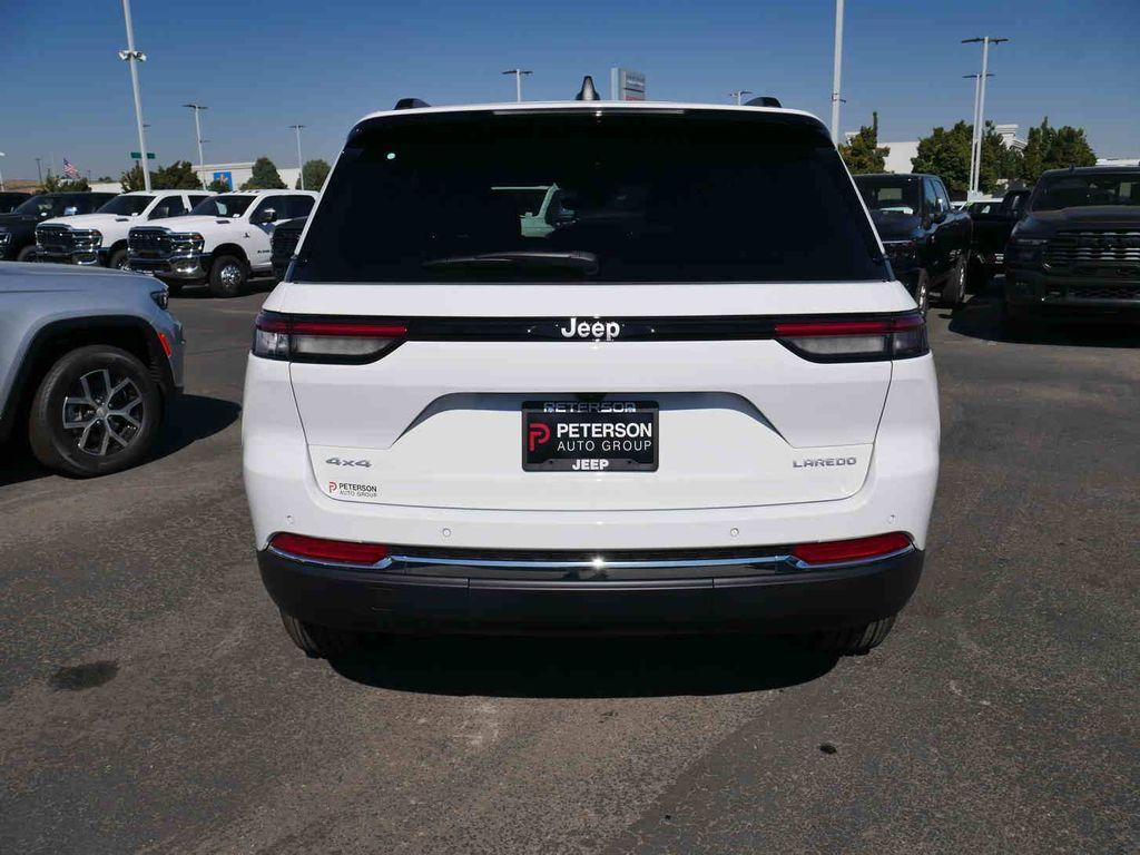 new 2025 Jeep Grand Cherokee car, priced at $35,605