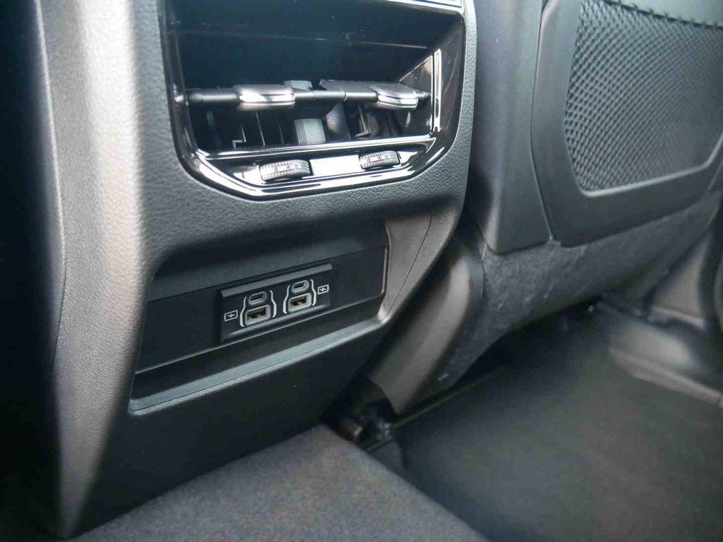 new 2025 Jeep Grand Cherokee car, priced at $35,605